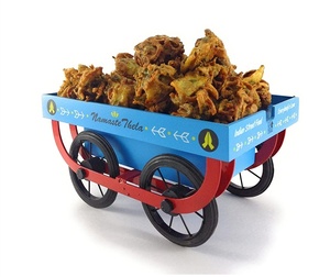 Trusted Manufacturer High Quality Metal Snack <b>Server</b> With Compartments For Serving Snacks Dry Fruits Candy And Chips - Product Image 2