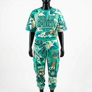 Ensemble de jogging en coton premium 200 GSM, imprimé par sublimation sur toute la surface, vert, avec poche cargo, logo personnalisé, pour femmes - Product Image 4