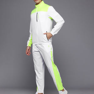 Conjunto Deportivo Personalizado con Logotipo para Hombre, Chaqueta con Cremallera y Pantalones para Gimnasio y Actividades al Aire Libre, Conjuntos Deportivos con Cremallera para Hombre de la Mejor Calidad - Product Image 4