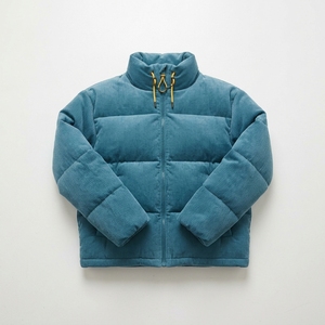 Chaqueta acolchada azul con capucha, manga larga, cremallera, abrigo corto de invierno para mujer, color sólido, relleno de poliéster. - Product Image 4