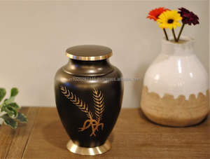 โกศทองเหลืองสำหรับผู้ใหญ่สำหรับรำลึกถึงครอบครัวพร้อมขัดเงาโบราณ - Product Image 2