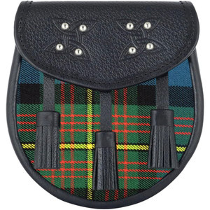 Sporran Écossais en Cuir Fait Main Élégant avec Trois Pompons pour Hommes, Accessoire de Costume de Fête Highland - Product Image 1