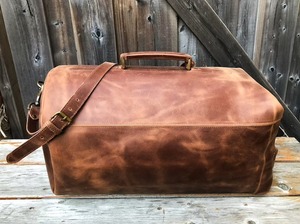 Sac de voyage en cuir véritable style rétro, sac de week-end grande capacité, bagage cabine léger et portable avec fermeture éclair pour les voyageurs fréquents - Product Image 2