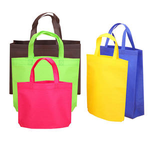 Bolsa de papel reciclable de alta calidad para compras en tiendas de moda, embalaje de regalos, venta al por menor y promoción de marcas - Product Image 3
