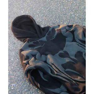 เสื้อฮู้ดดี้พิมพ์ลายนูนสีดำแบบกำหนดเอง ทรงโอเวอร์ไซส์ สไตล์สตรีทแวร์ แบบครอป ผ้าฝ้ายฟลีซ 100% รับผลิตตามสั่ง ขายส่ง - Product Image 3