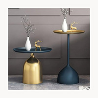 Ensemble de tables d'appoint métalliques élégantes personnalisées avec base dorée et bleu marine, nouveau design, ensemble de tables décoratives pour la maison