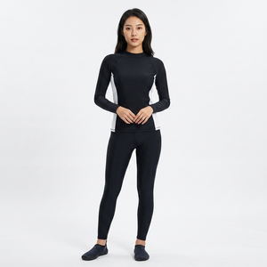 Haut de bain unisexe à manches longues respirant, color-block noir et blanc, anti-UV, 100 % polyester, t-shirt de compression pour adulte - Product Image 2