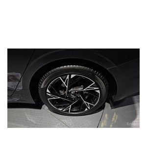 Kia K5 Signature 2024, 49,288 km, Volante a la Izquierda, Caja de Cambios Automática, Emisión Euro V, Asientos de Cuero - Product Image 5