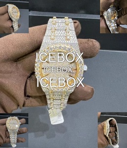 Montre de luxe pour homme en acier inoxydable avec diamants Moissanite glacés ronds, cadran en verre VS1, bracelet à fermoir, résistante à l'eau 10 bars - Product Image 5