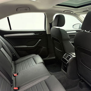 Berlina a Benzina Usata 2023 <span class=keywords><strong>Skoda</strong></span> <span class=keywords><strong>Superb</strong></span> 1.4T 2WD 280TSI DSG Turbo Automatica Trazione Anteriore Guida a Sinistra Edizione Eccellente Vernice Originale - Product Image 6