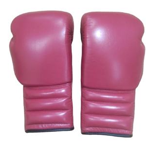 Guantes de Boxeo con Logotipo Personalizado, Estilo Nuevo y Moderno, Color Rosa Brillante, Cuero Genuino, Guantes de Sparring para Entrenamiento Unisex CP-BG-29 - Product Image 4