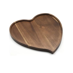 Plateau en bois élégant pour la restauration, conçu pour rehausser les réceptions résidentielles avec une élégance pratique - Product Image 1