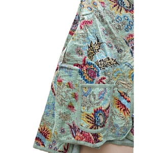 Kantha gudri เสื้อแจ็คเก็ตผ้าฝ้ายบุนวมที่ทำด้วยมือไม่ซ้ำใครพิมพ์ลายดอกไม้นกระบายอากาศได้ดีสวมใส่สบายทนทานใส่แล้วผ่อนคลายพอดี - Product Image 2