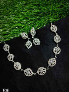 Ensemble de bijoux de mariée en diamant américain classique Collier et boucles d'oreilles en deux pièces pour mariage Style classique à la mode - Product Image 2