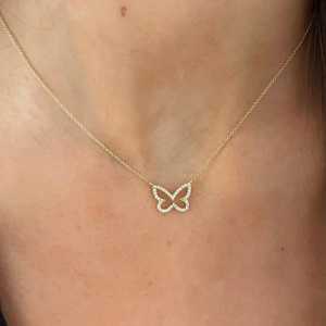 Colliers pendentifs papillon pavés de diamants, bijoux fins délicats à superposer, chaîne minimaliste pour femmes, or massif 14K 18K, vente en gros - Product Image 4
