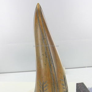 Figuritas coleccionables de cuerno de búfalo Look pisapapeles adorno decorativo de mesa cuerno pisapapeles para regalo de oficina hecho en La India - Product Image 3