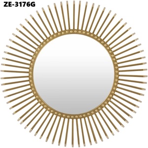 Escultura de Pared Metálica 3D de Lujo Hecha a Mano para Decoración Interior Premium, Arte de Pared de Metal de Latón Mate con Loto Dorado, Natureza Muerta con Cuerda - Product Image 3