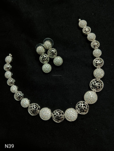 Ensemble de bijoux de mariée en diamant américain classique Collier et boucles d'oreilles en deux pièces pour mariage Style classique à la mode - Product Image 3