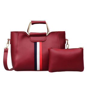 Nouvelle Collection : Sac Seau Vintage Grande Taille pour Femme en Cuir Véritable Imperméable avec Chaînes et Fermeture Éclair Amovible - Product Image 1