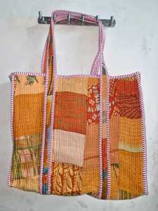 Sac fourre-tout en soie violette fait main pour femme, sac à bandoulière pour le shopping, imprimé floral, réutilisable, sac à main tendance, cadeau, sac de voyage, sac de plage, sac de marché - Product Image 4