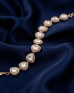 Pulsera de Diamantes Polki en Tono Marfil, Elegante Pulsera de Diamantes de Estilo Polki de Inspiración Tradicional con Detalles en Tono Marfil Suave - Product Image 4