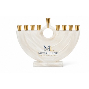 Ménorah moderne en résine blanche de luxe à 9 branches, chandelier juif pour la Hanouka, décoration de table au prix le plus bas - Product Image 6