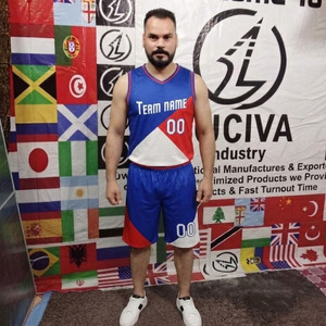 Conjunto de Camisetas y Pantalones Cortos de Baloncesto Personalizados – Ropa Deportiva de Alto Rendimiento, Ropa de Entrenamiento y Fabricación de Uniformes para Equipos - Product Image 4