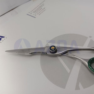 Ciseaux de coiffure professionnels en acier inoxydable de haute qualité avec lame fantaisie, vis réglable, anneau de maintien en silicone pour les doigts - Product Image 5
