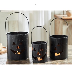 Lanterne noire en fer pour Halloween avec motif découpé, porte-bougie sans flamme pour décoration intérieure, lanternes suspendues et au sol - Product Image 4