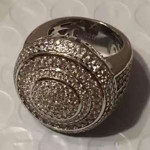 แหวนเพชรทรงกลมสังเคราะห์สีเหลือง/โรสโกลด์/ขาว 10K แบบยูนิเซ็กซ์สุดหรู ดีไซน์ฮิปฮอป ราคาสุดคุ้ม - Product Image 3