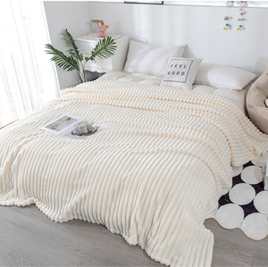 Wholesale Soft Flannel Fleece <b>Blanket</b> Cozy Warm <b>Throw</b> <b>Blanket</b> for Sofa Bed Winter Home Hotel Decorative Use - Product Image 3