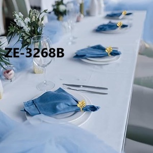 Porte-serviettes en métal de style américain au design quadrillé élégant, noir mat, pour les fêtes, porte-serviettes compact en aluminium pour serviettes en papier Zahid - Product Image 5