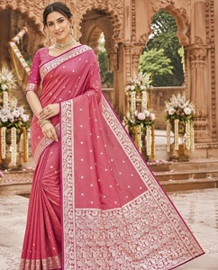 Sari en soie Banarasi traditionnel indien avec broderie Zari pour les occasions de mariage et les événements festifs, tenue pour femmes - Product Image 1