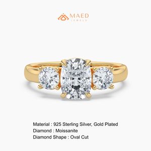Bague de fiançailles pour femme en moissanite à trois pierres de taille ovale, plaqué or sur base argentée, sertie à griffes, bijoux de luxe style New York - Product Image 6