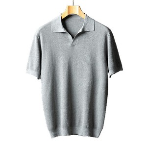Polo de hombre 100% algodón, de secado rápido, transpirable, cuello en V, de alta calidad, liso, informal, para negocios, para usar en verano. - Product Image 1