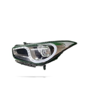 ไฟหน้าซ้าย Xenon 10P 921013Z170 สำหรับรถยนต์ I40 VF ปี 2011-2015 มือสอง - Product Image 1