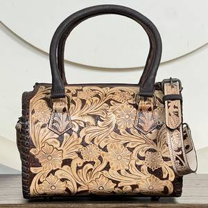 Bolsos de Viaje de Cuero Genuino con Diseño Floral de Alta Calidad, Bolsos Cruzados con Cremallera y Diseño a Cuadros Color Cereza - Product Image 5
