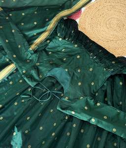 Vestido Anarkali Tradicional Indio con Dupatta, Tejido a Mano en Algodón Zari, Corte Regular, Diseño de Cuatro Lados, para Fiestas, Diwali, Bodas - Product Image 5