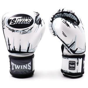 Ensemble de gants et protège-tibias MMA Twins en cuir de vachette premium, légers, respirants, avec fermeture auto-agrippante, pour l'entraînement de boxe et les arts martiaux - Product Image 2