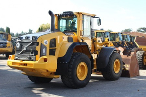 Cargadora de Ruedas Delantera Volvo L110G de Alta Calidad con Motor Diésel, Sistema Hidráulico HYDAC, Control PLC y Alta Eficiencia - Product Image 3