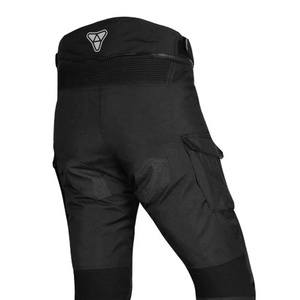 Vêtements de protection pour motards en tissu, dotés de protections de genoux de niveau CE 1. - Product Image 6