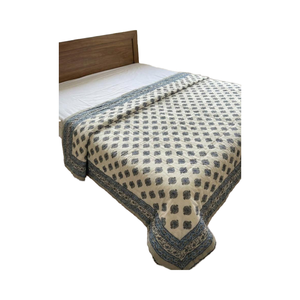 Couverture d'hiver réversible à deux couches de style floral, couverture corporelle multi-couleurs en coton imprimé à la main, couverture d'hiver chaude de Jaipur - Product Image 6