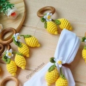 Lot de Décoration d'Été pour la Maison : Adorables Anneaux de Serviette en Coton Tricoté Faits Main au Crochet, Forme Citron - Product Image 4