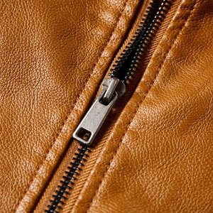 Chaqueta Bomber de Cuero Genuino para Hombre SALVA LEATHER, Cuello Alto, Cierre de Cremallera, Corte Ajustado, Color Sólido, Manga Regular, Resistente al Viento - Product Image 6