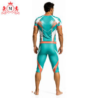 Conjunto de Uniforme de Fútbol Sublimado para Hombre, Color Verde Azulado, Blanco y Coral, Jersey y Pantalones de Poliéster Transpirable, Sin Costuras, para Adultos
