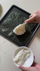 Meilleures ventes O'Food Vietnam Feuilles de Nori Séchées pour Sushi, Algues Grillées Croustillantes, Emballage Sous Vide en Gros, 100 Feuilles, Durée de Conservation de 12 Mois - Product Image 3