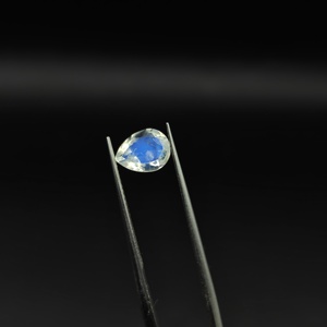 Lot de pierres précieuses en pierre de lune arc-en-ciel blanche naturelle, taille poire facettée, calibrées 68 mm, pour la fabrication de bijoux - Product Image 1