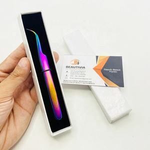 แหนบต่อขนตาสแตนเลสพลาสม่าสีรุ้งแหนบปลายแหลมแบบโค้งออกแบบโลโก้ได้ตามต้องการ - Product Image 4