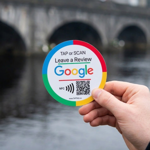 Autocollant NFC personnalisé en PVC imperméable avec code QR rond pour avis Google, idéal pour la promotion des entreprises - Product Image 1