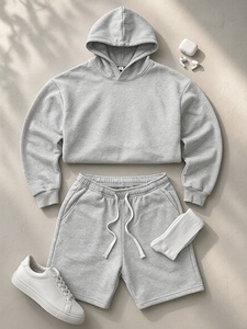 Ensemble de sweat-shirt à capuche gris pour homme, ensemble décontracté en tissu molletonné uni, short assorti, tenue de printemps, tissu doux et confortable - Product Image 1